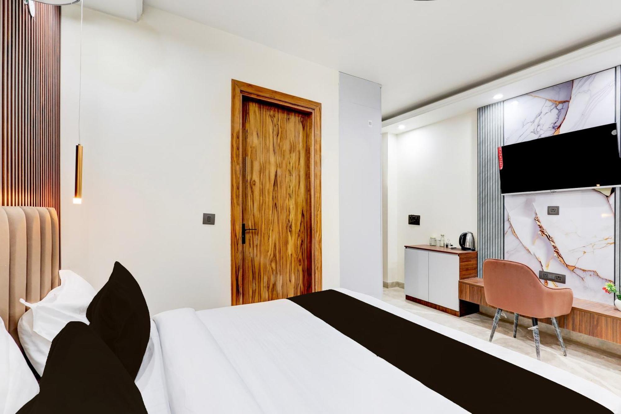 Super Hotel O Sector 43 Gurgaon Zewnętrze zdjęcie