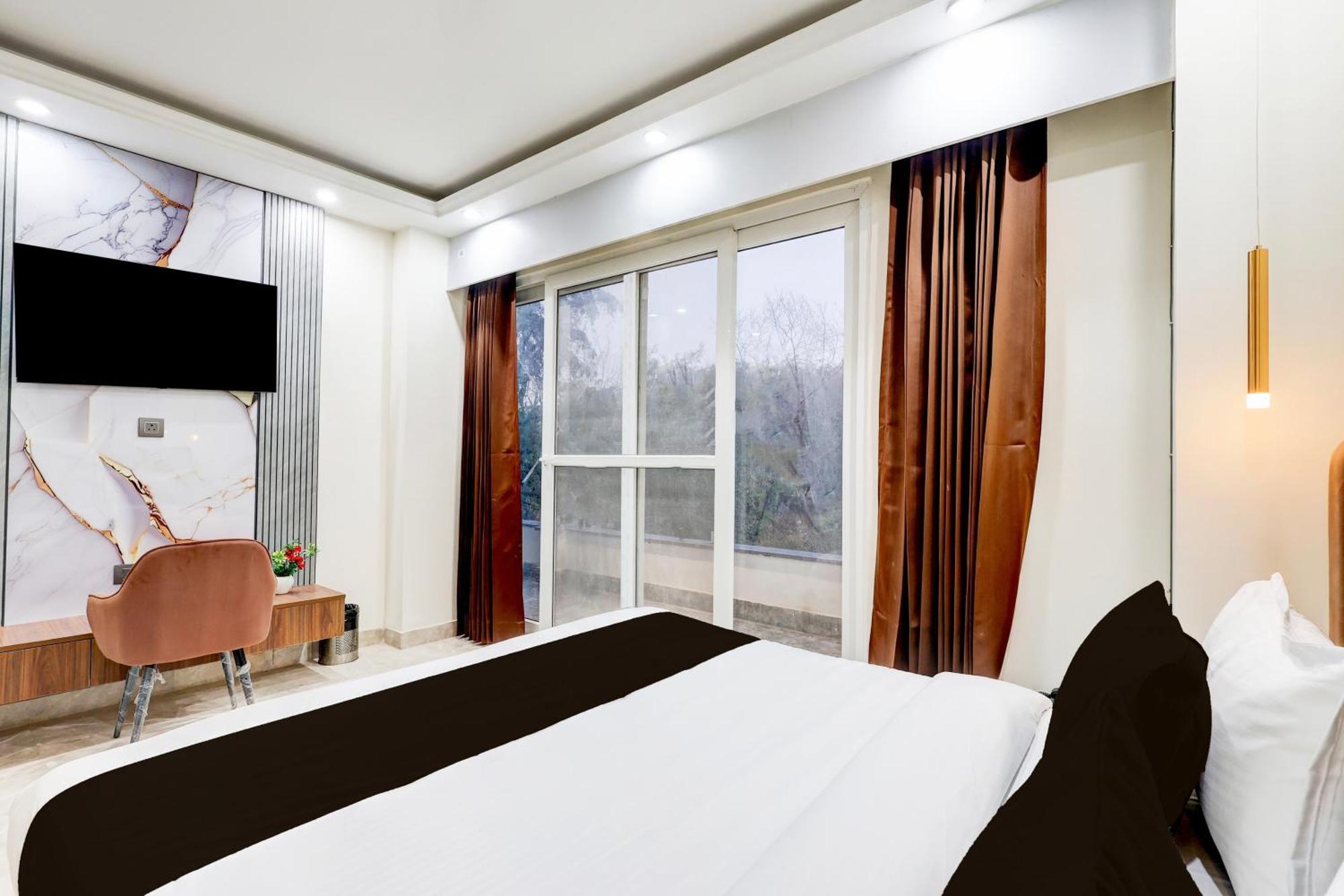 Super Hotel O Sector 43 Gurgaon Zewnętrze zdjęcie